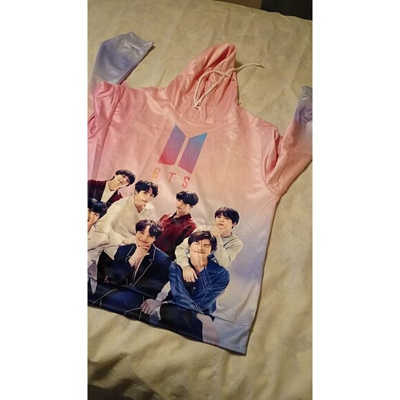 BTS Hoodie Sweatshirt Large Korean Pop Boy Band - Picture 1 of 6